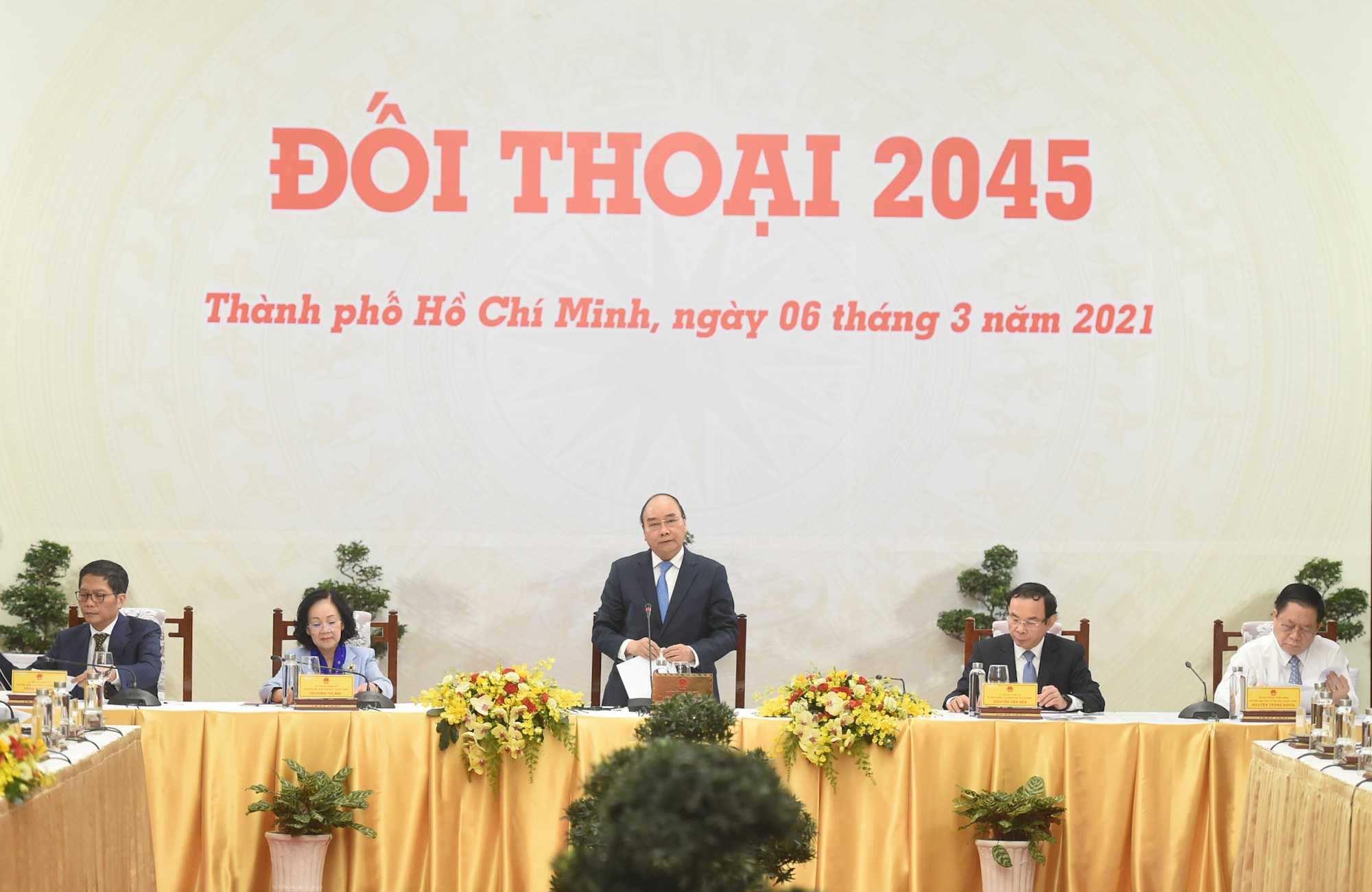 &quot;Đối thoại 2045&quot;: Thủ tướng lắng nghe tiếng nói từ giới tinh hoa - Ảnh 1.