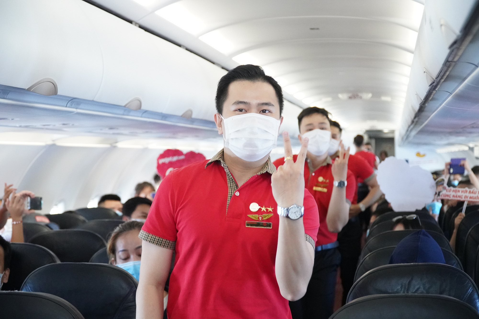 Có hẹn với bầu trời, cùng nàng đi muôn nơi trên máy bay Vietjet - Ảnh 9.