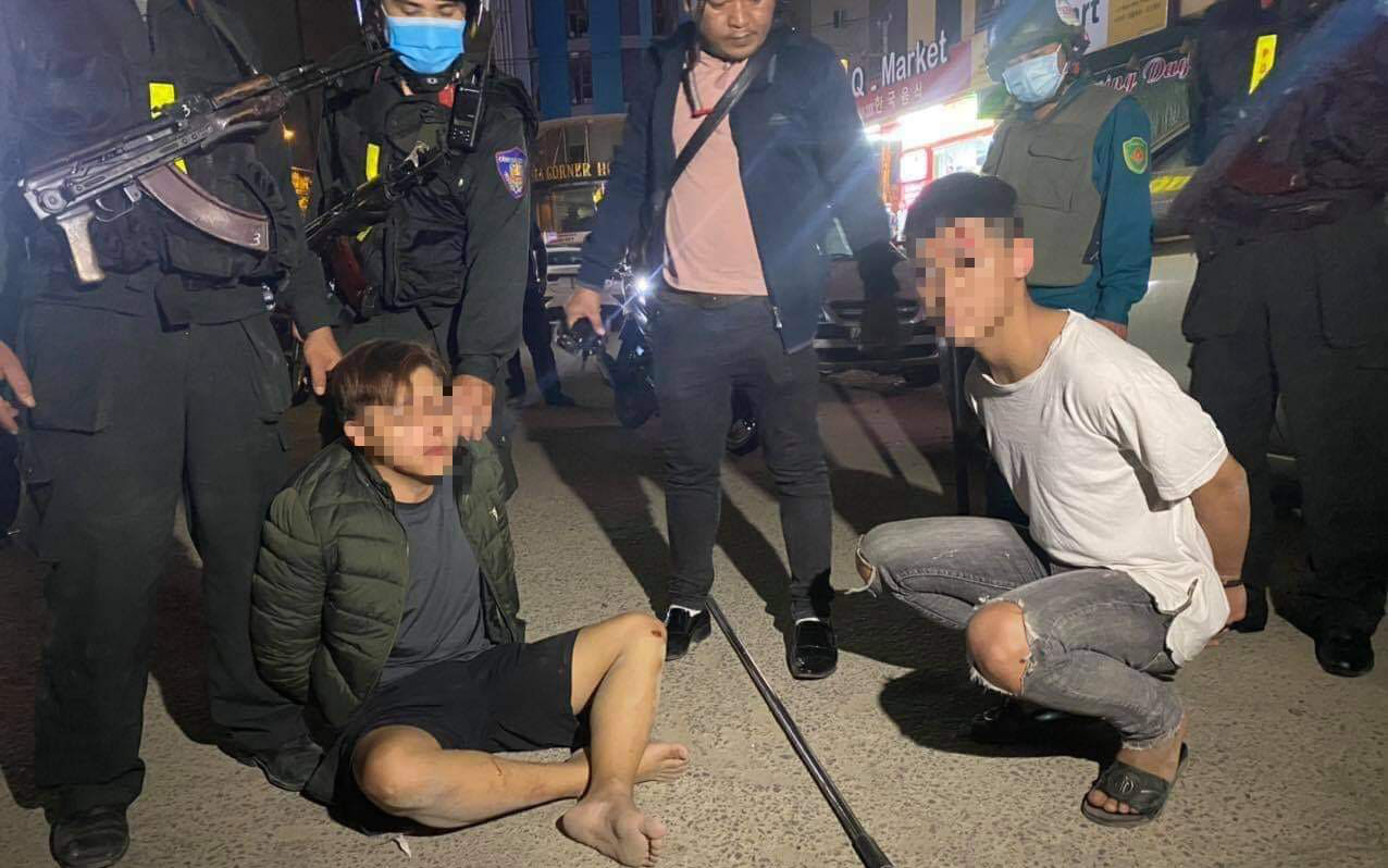 Đà Nẵng: Nhóm học sinh mang dao phóng lợn đi hỗn chiến 
