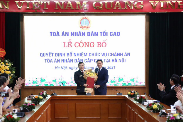 Ông Nguyễn Hòa Bình bổ nhiệm Chánh án TAND Cấp cao tại Hà Nội - Ảnh 1.