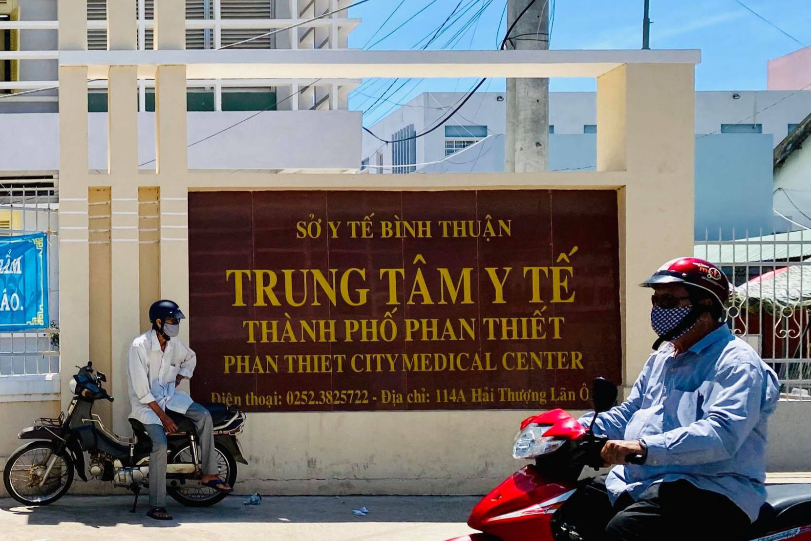 Truy tố dàn nguyên lãnh đạo Trung tâm Y tế thành phố Phan Thiết - Ảnh 1.