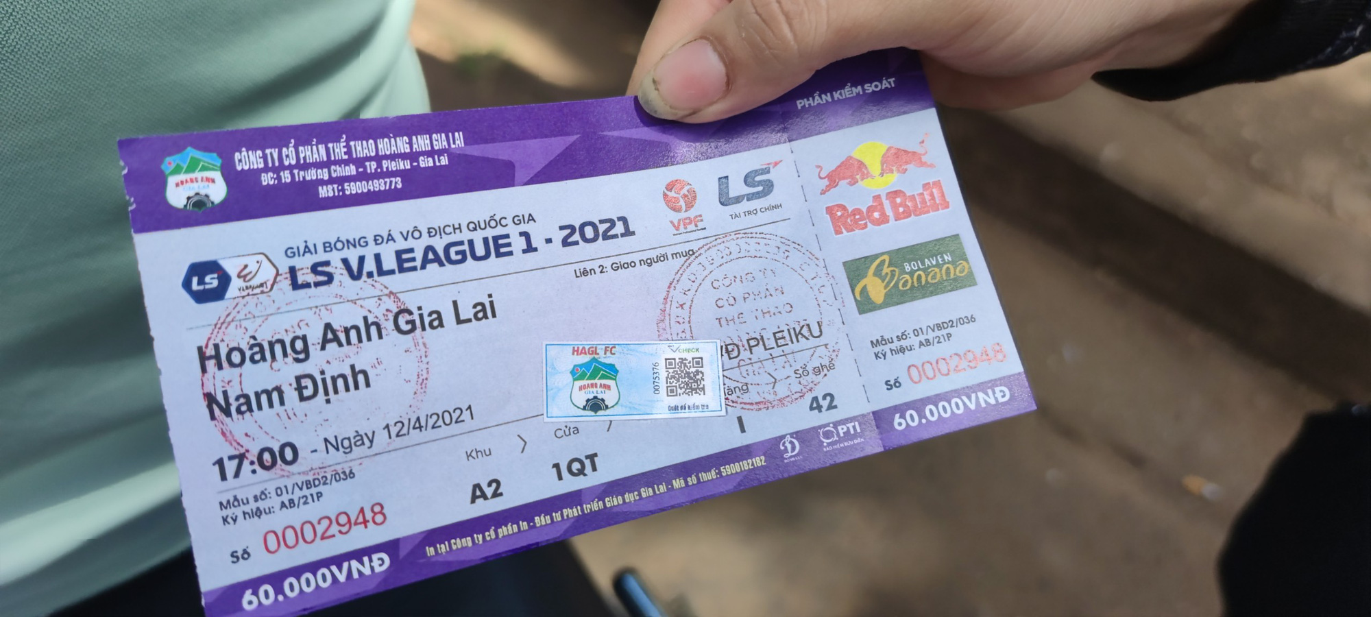 Căng thẳng vé xem HAGL tiếp Nam Định vòng 9 V.League 2021 - Ảnh 2.