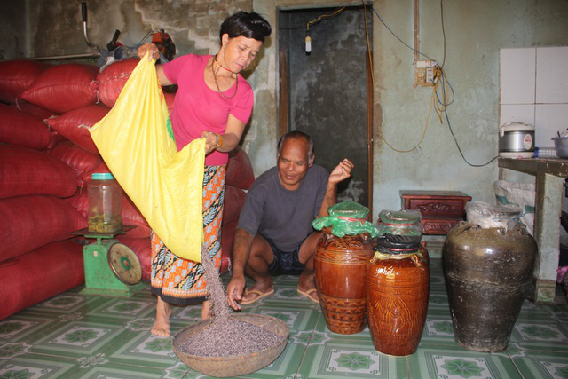 Kon Tum: Chiêm ngưỡng ngôi làng, nơi một tiếng gà gáy cả 3 nước đều nghe - Ảnh 5.