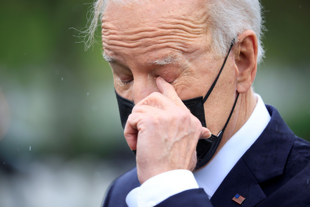 Ông Biden khóc sau khi thông báo rút quân khỏi Afghanistan - Ảnh 1.