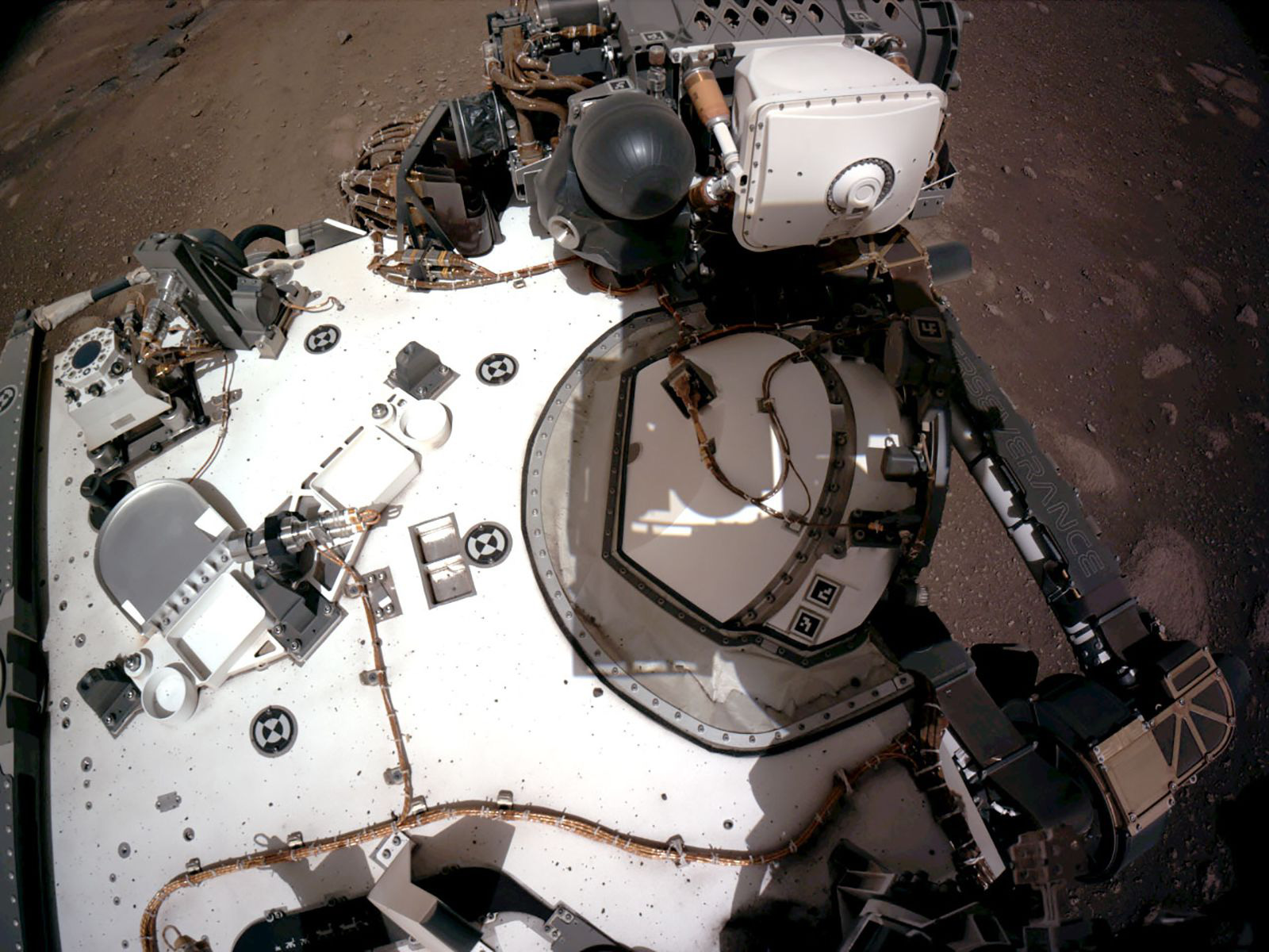 NASA công bố những hình ảnh mới nhất tại sao Hỏa - Ảnh 14.