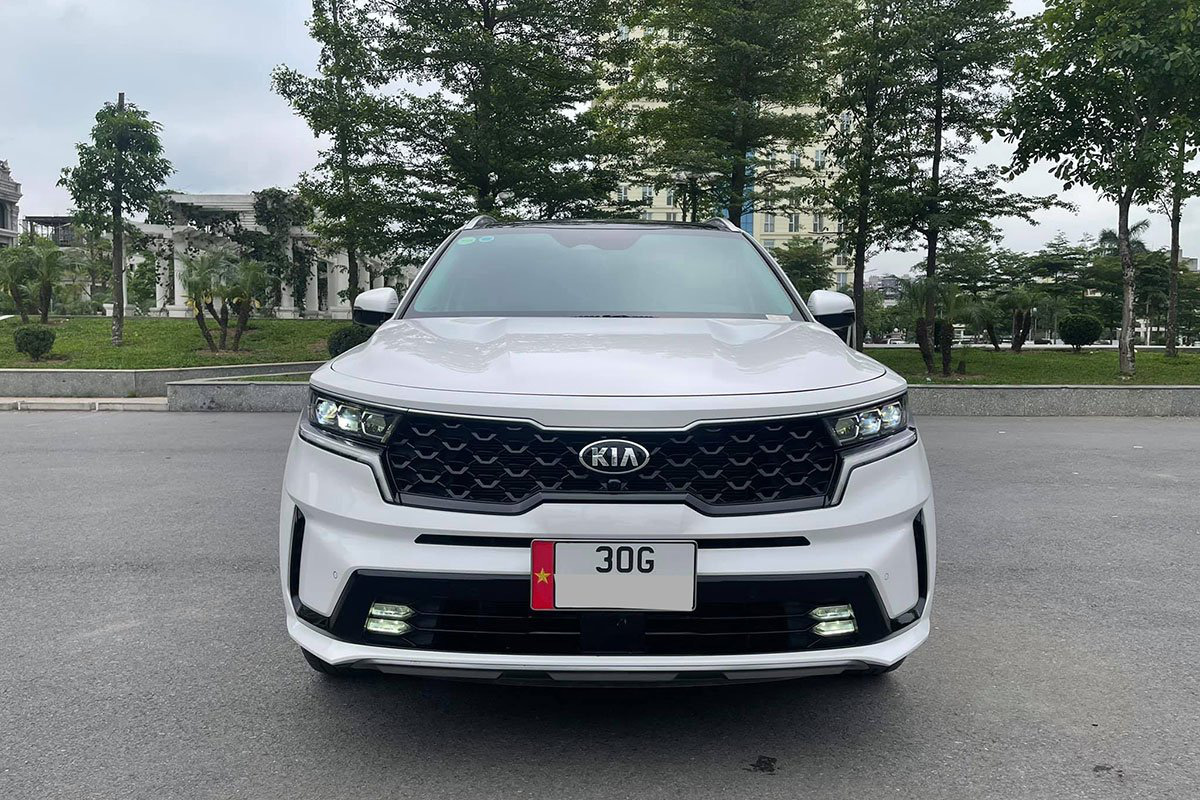 Hàng loạt xe Kia Sorento 2021 mới chạy vài nghìn km đã rao bán ngỡ ngàng - Ảnh 1.