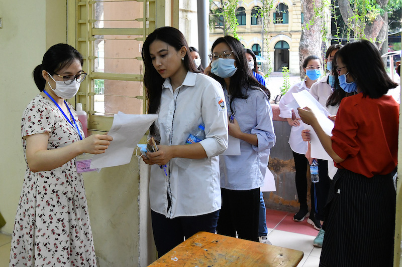 Học phí ĐH tăng chóng mặt – sinh viên có mất cơ hội đi học? - Ảnh 3.