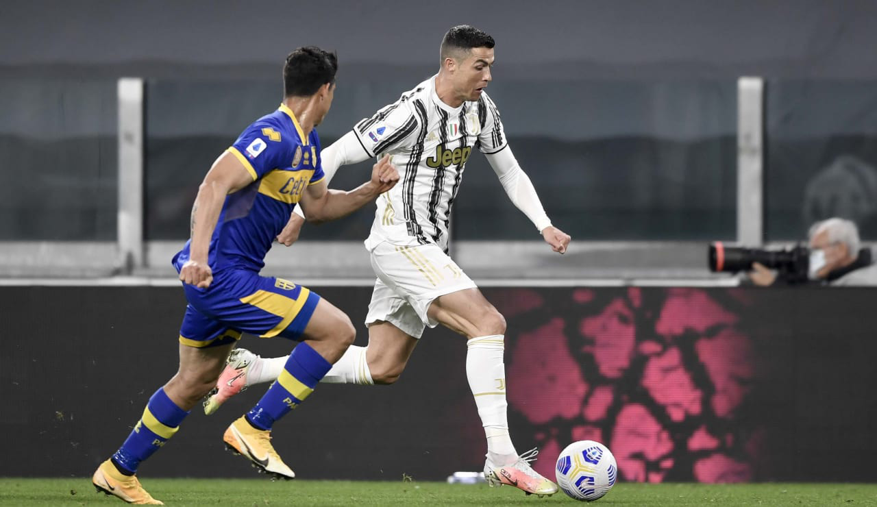 Juventus thắng Parma dù Ronaldo tịt ngòi, HLV Pirlo chỉ ra bí quyết - Ảnh 1.