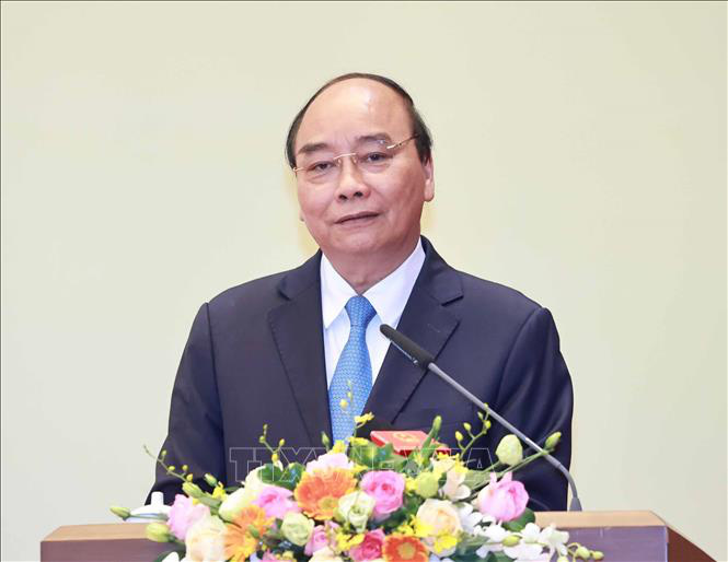 Chủ tịch nước Nguyễn Xuân Phúc trao tặng danh hiệu cao quý cho các nhà khoa học - Ảnh 1.