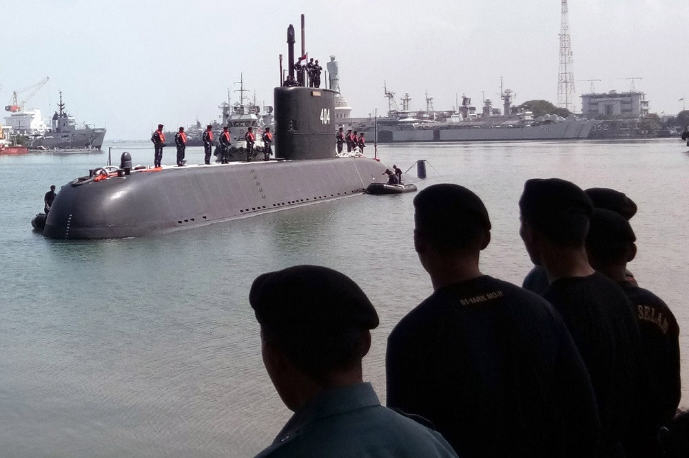 Tìm thấy tàu ngầm Indonesia mất tích, số phận của 53 thủy thủ đoàn như thế nào? - Ảnh 1.