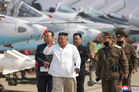 Triều Tiên có thể sở hữu tới 250 vũ khí hạt nhân vào năm 2027 - Ảnh 3.