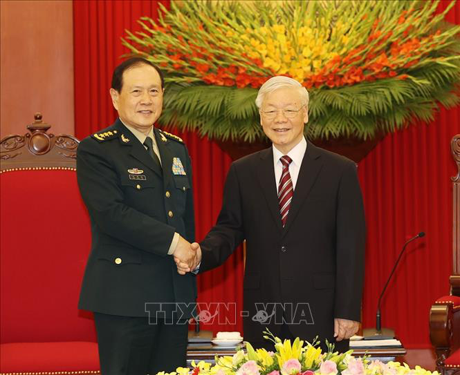 Ảnh: Tổng Bí thư Nguyễn Phú Trọng tiếp Bộ trưởng Bộ Quốc phòng Trung Quốc Ngụy Phượng Hòa - Ảnh 1.