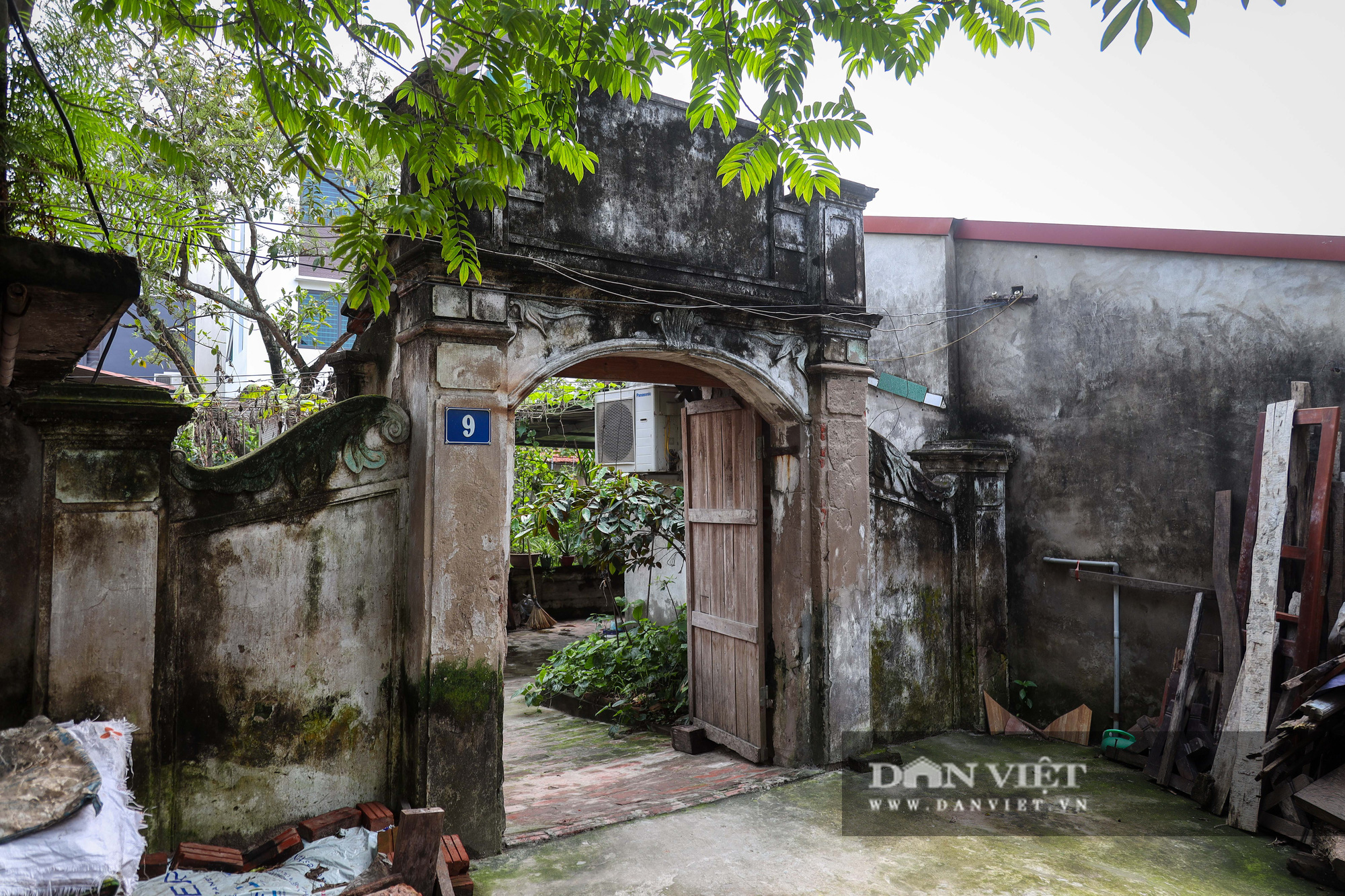 Kỳ lạ ngôi nhà xây mất 1 đêm, hơn 300 năm vẫn vững chãi ở Hà Nội - Ảnh 1.