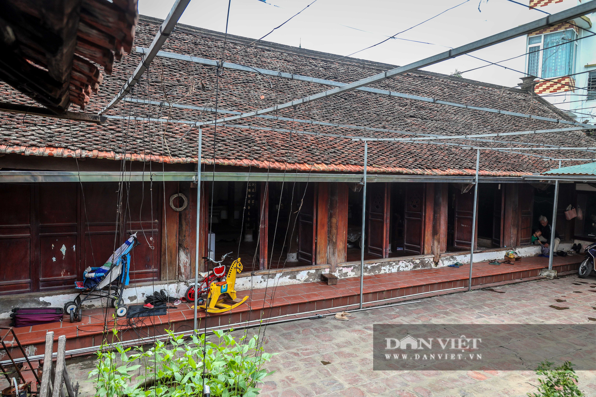 Kỳ lạ ngôi nhà xây mất 1 đêm, hơn 300 năm vẫn vững chãi ở Hà Nội - Ảnh 2.