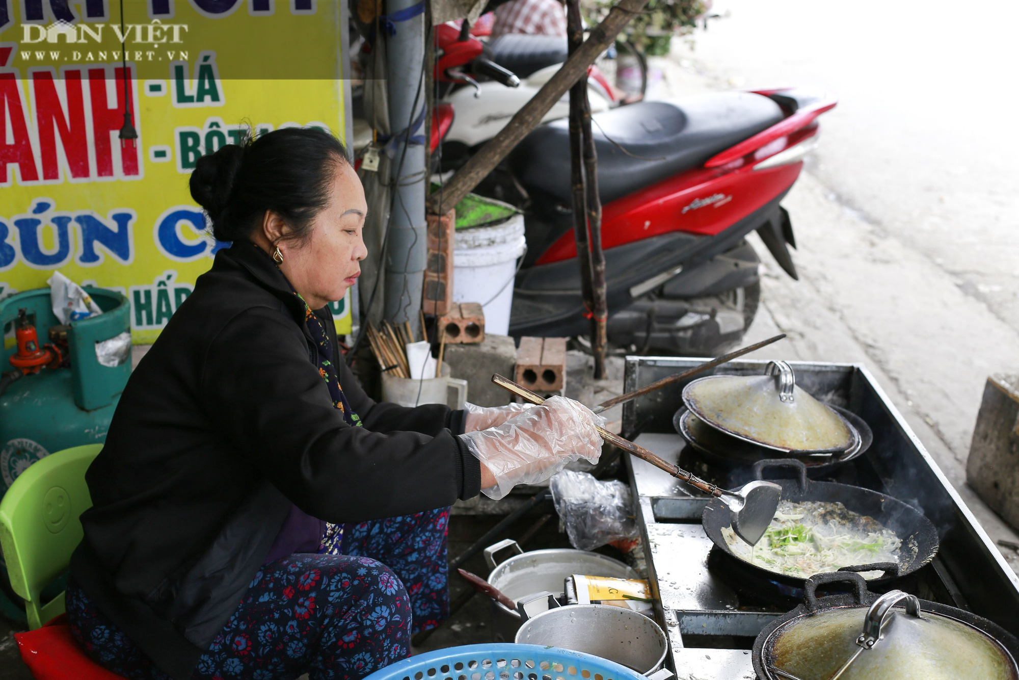 Nghe cái tên đã thấy “khoái”, loại bánh đặc sản ăn một lại muốn ăn hai - Ảnh 5.