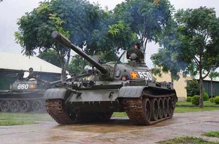 Tăng T-54 huyền thoại quý hiếm của QĐND Việt Nam khiến người Nga kinh ngạc - Ảnh 1.