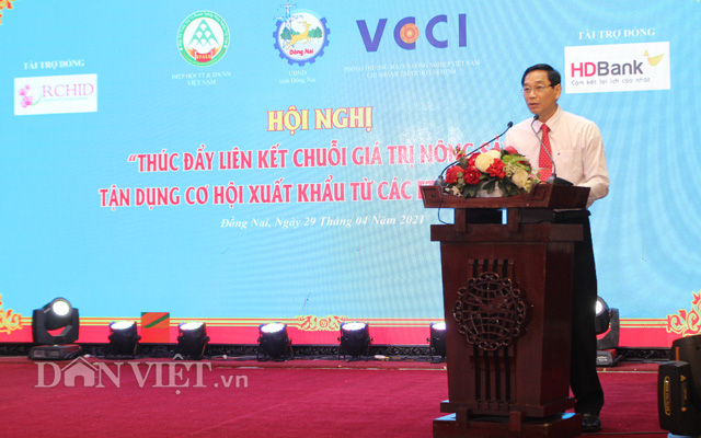 Phó Chủ tịch UBND tỉnh Đồng Nai Võ Văn Phi khai mạc hội nghị