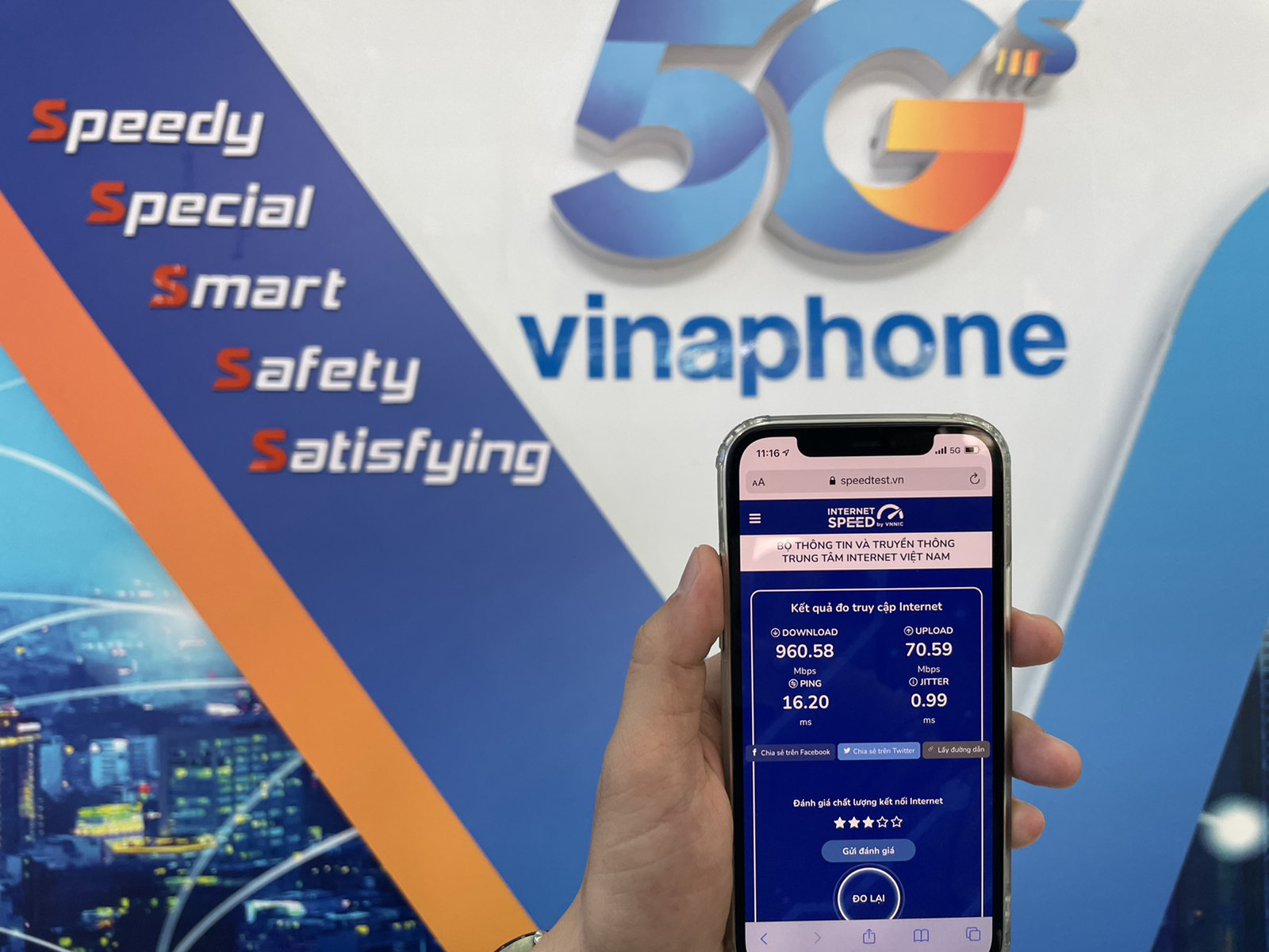 iPhone can already use VinaPhone's 5G and VoLTE services - Photo 2.