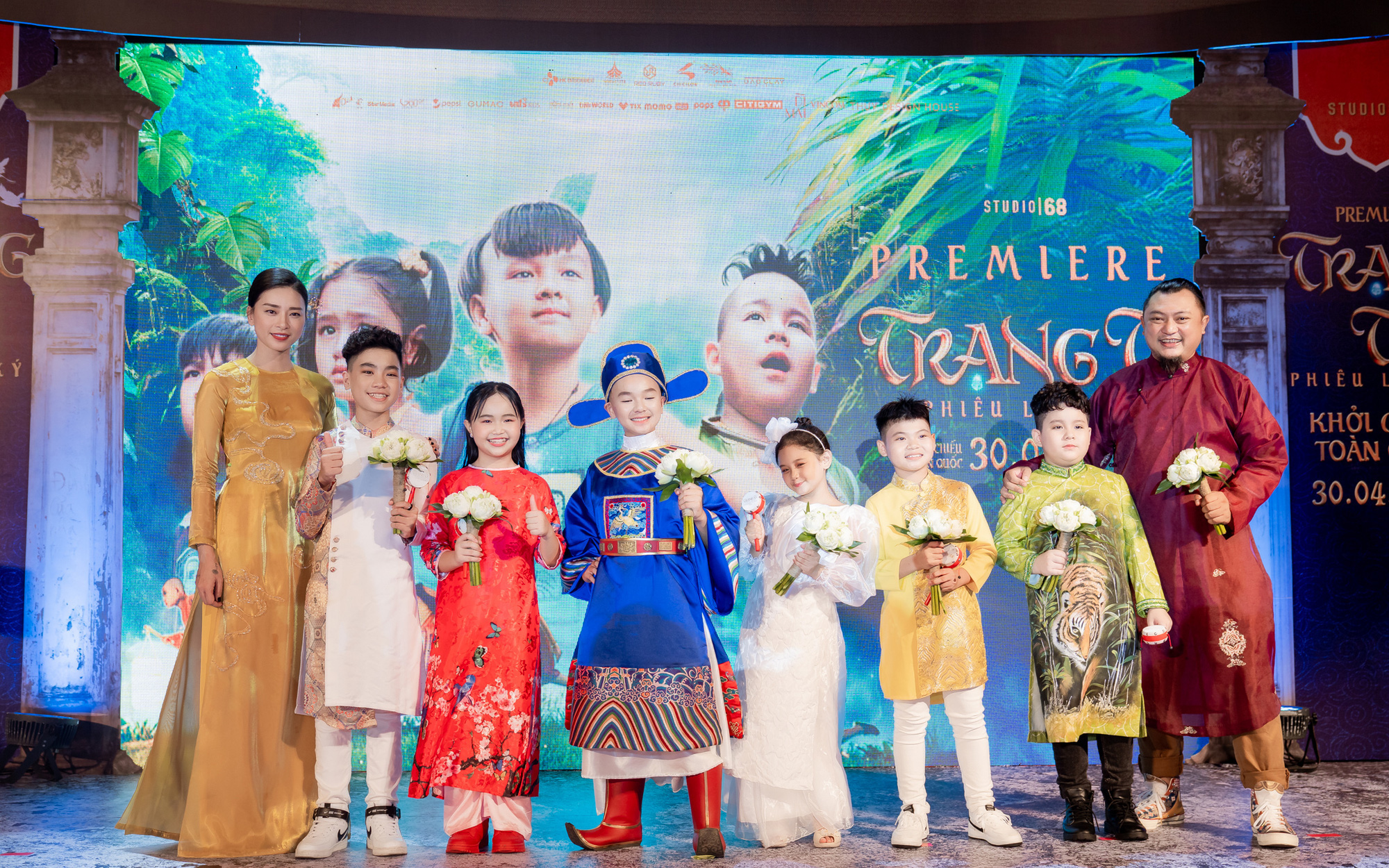 Dàn sao đổ bộ xem "Trạng Tí" ủng hộ Ngô Thanh Vân ra mắt phim giữa mùa dịch