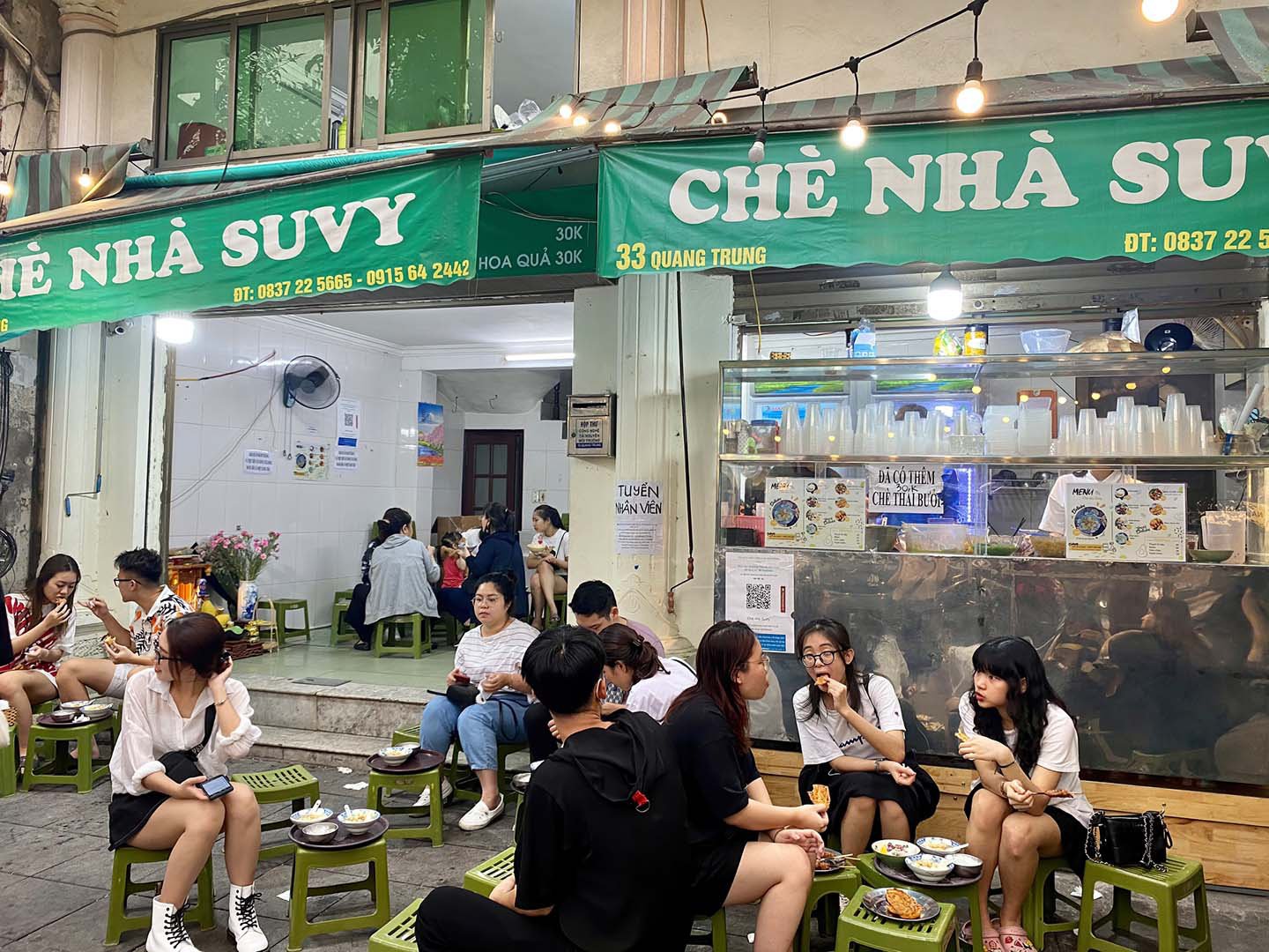 Top những quán chè ngon ở Hà Nội bạn nên thử trong mùa hè nắng nóng - Ảnh 18.