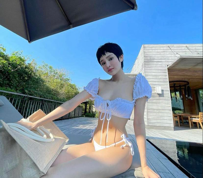 Mặc bikini đẹp như Hiền Hồ, mỹ nhân nóng bỏng bậc nhất làng nhạc Việt - Ảnh 6.
