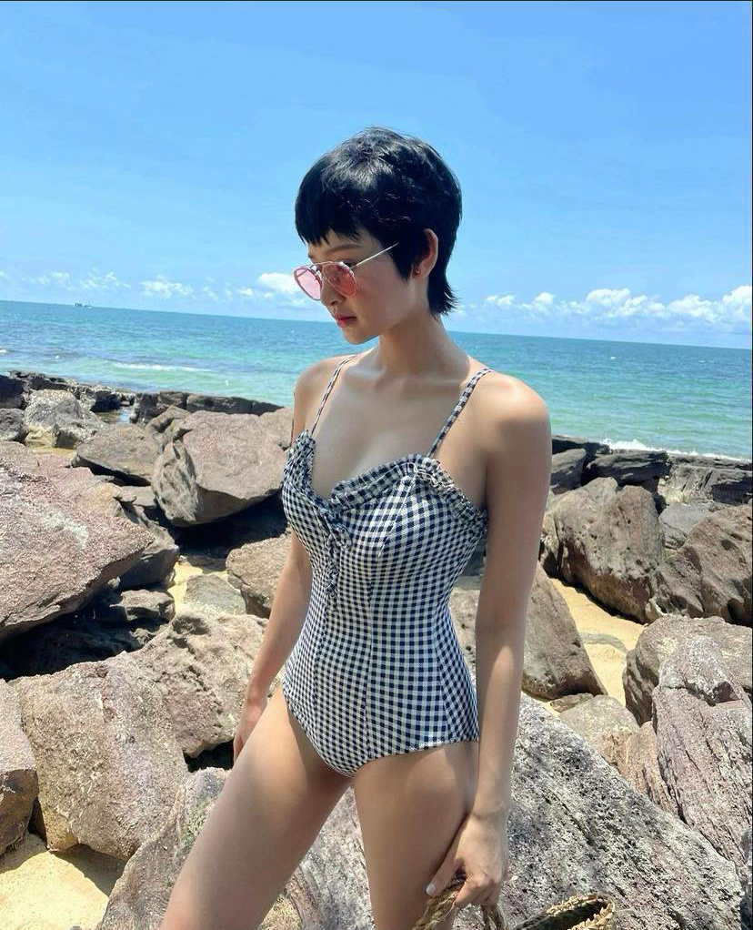 Mặc bikini đẹp như Hiền Hồ, mỹ nhân nóng bỏng bậc nhất làng nhạc Việt - Ảnh 5.