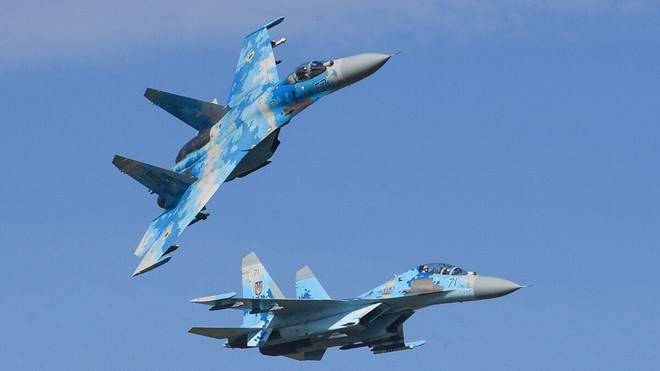 Tiêm kích Su-27 Nga và F-15 Mỹ đối đầu, ai là kẻ chiến thắng? - Ảnh 3.