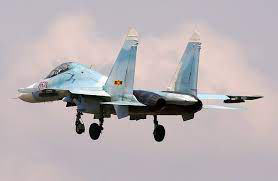 Tiêm kích Su-27 Nga và F-15 Mỹ đối đầu, ai là kẻ chiến thắng? - Ảnh 7.