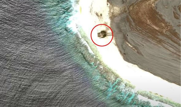 Sốc: Phát hiện UFO rơi trên một hòn đảo của Thái Bình Dương - Ảnh 1.
