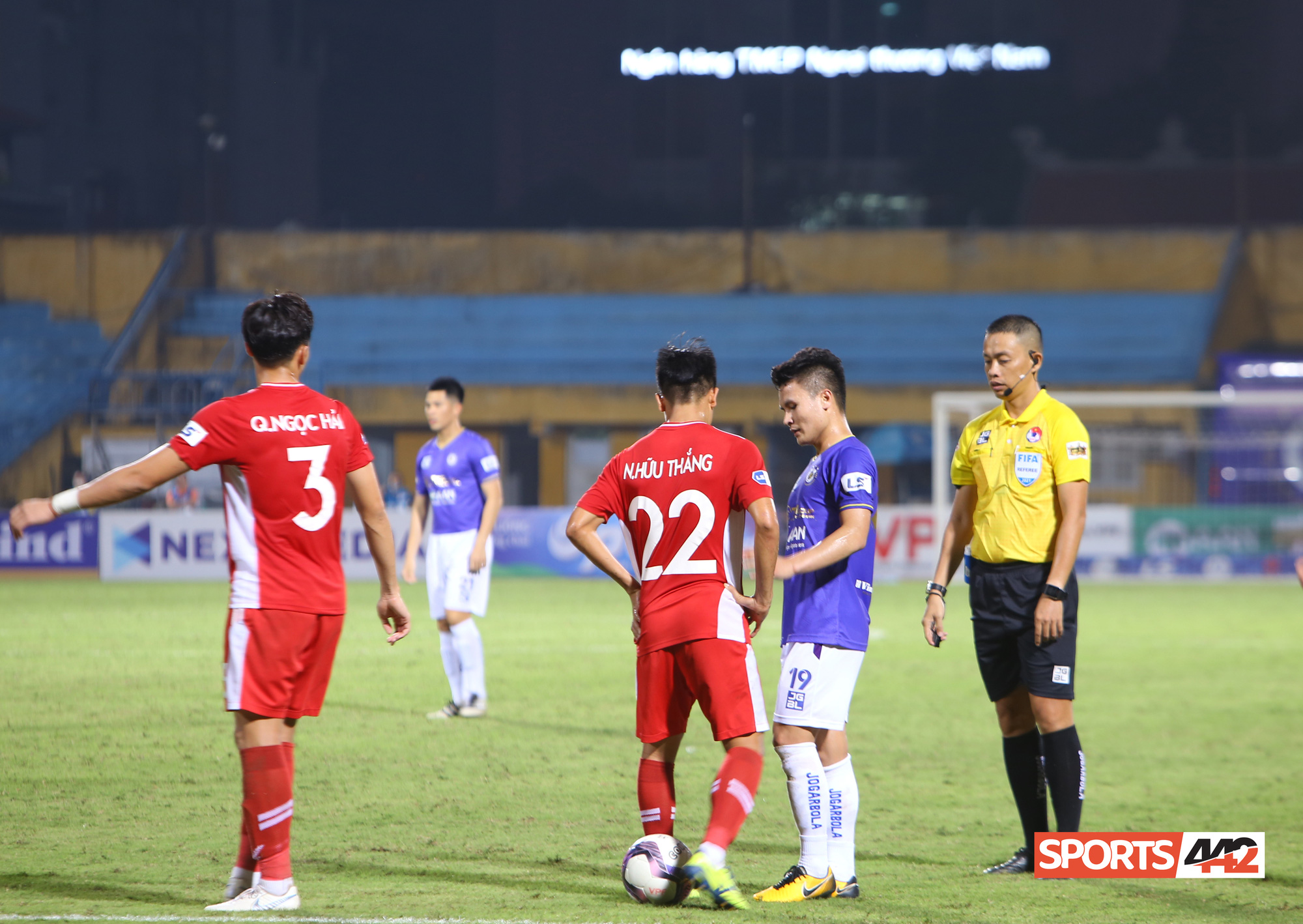 Hà Nội FC thua Viettel, bầu Hiển làm ngay 1 điều - Ảnh 3.