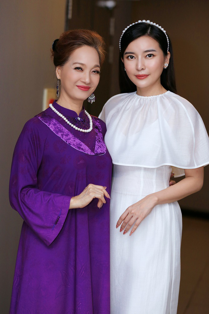 &quot;Hoạn Bà&quot; Lê Khanh, &quot;Tú Bà&quot; Phương Thanh cùng dàn nghệ sĩ lộng lẫy trên thảm đỏ phim &quot;Kiều&quot; - Ảnh 13.