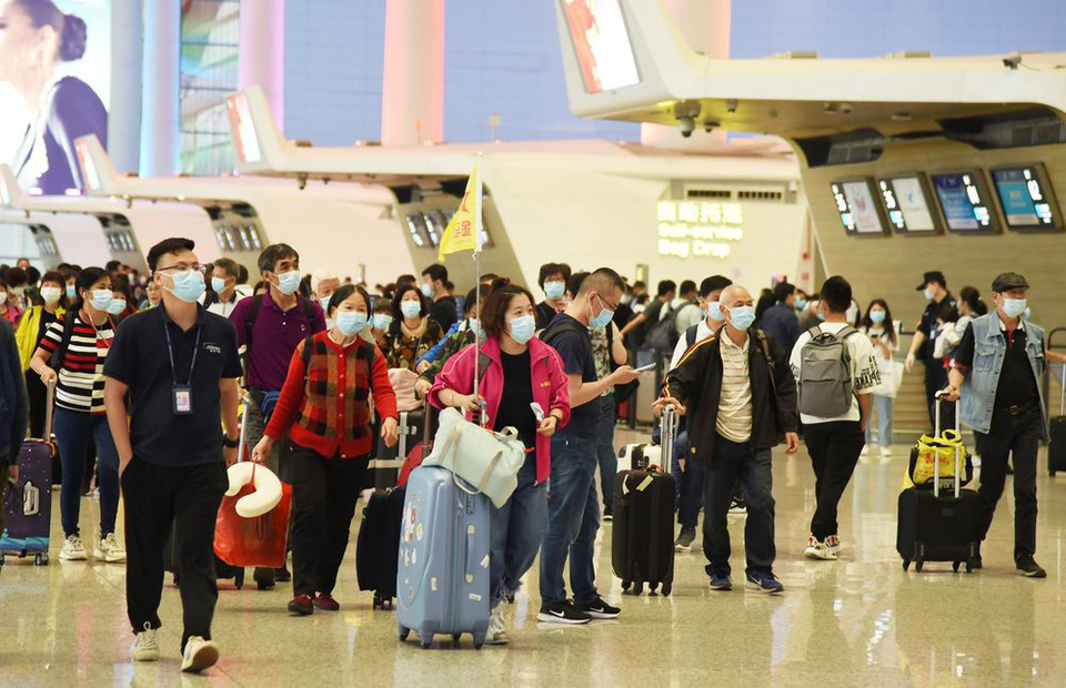 Các điểm du lịch Trung Quốc đông kín khách vào kỳ nghỉ 1/5 - Ảnh 2.