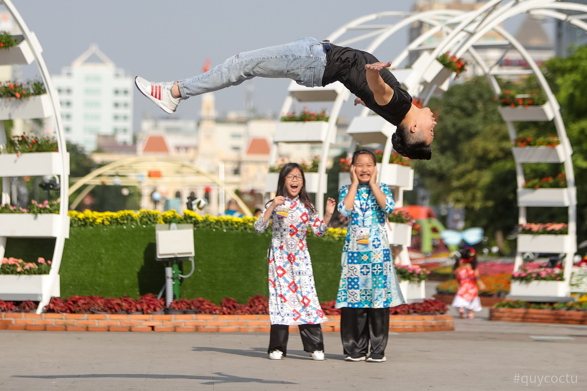 Dạo quanh TP Hồ Chí Minh cùng bloger du lịch nổi tiếng - Ảnh 5.