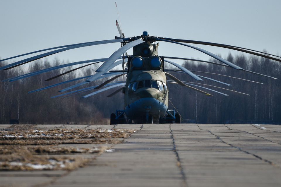 Dàn trực thăng tối tân của Nga chuẩn bị cho duyệt binh 9/5 - Ảnh 11.