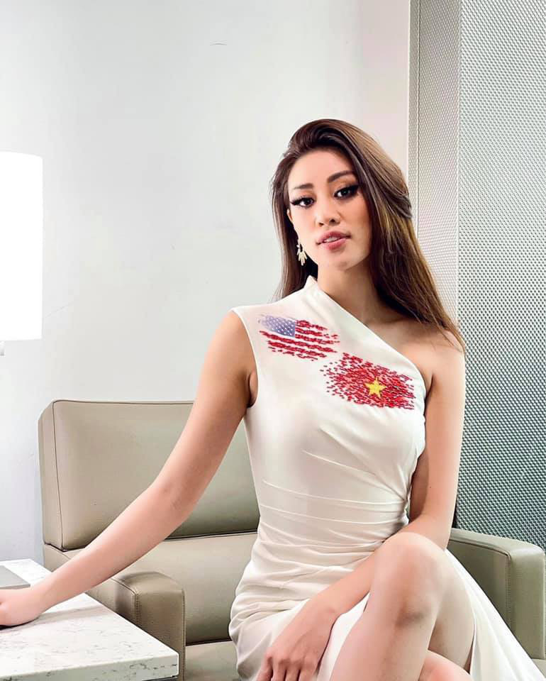 Hoa hậu Khánh Vân chào nước Mỹ bằng màn catwalk &quot;thần sầu&quot;, lọt top 21 BXH Miss Universe - Ảnh 6.