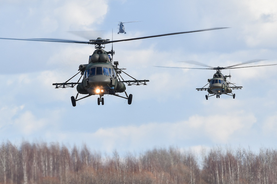 Dàn trực thăng tối tân của Nga chuẩn bị cho duyệt binh 9/5 - Ảnh 8.