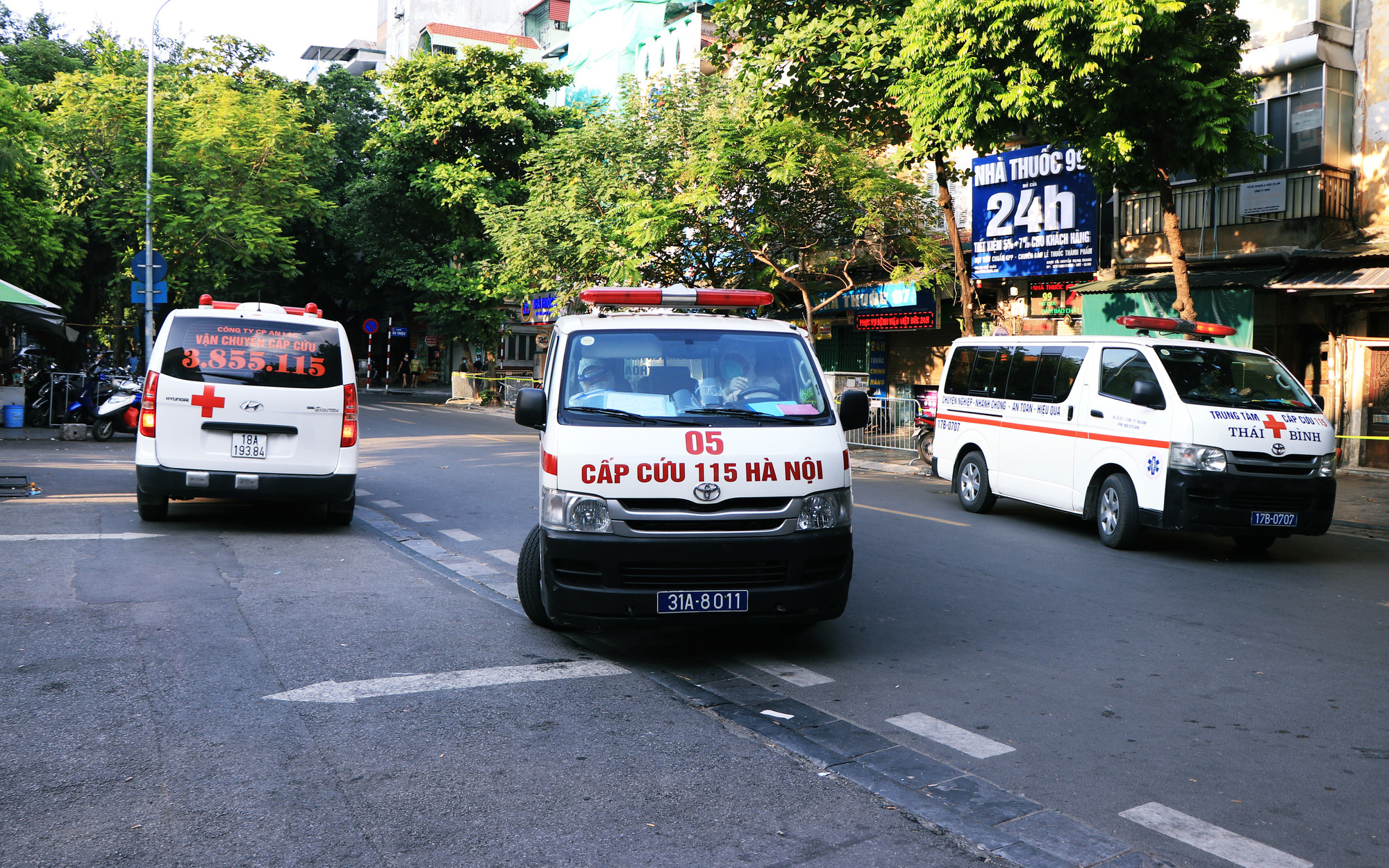 Hà Nội: Thêm 5 ca dương tính trong cộng đồng là người bán nội thất, nhân viên ngân hàng, quản lý công ty