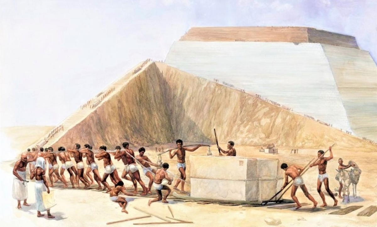Kim tự tháp Ai Cập thực sự có phải do hàng trăm nghìn nô lệ xây dựng? - Ảnh 1.