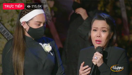 Tang lễ ca sĩ Phi Nhung: Việt Hương, Mạnh Quỳnh khóc nghẹn xin lỗi Wendy gây xúc động - Ảnh 2.