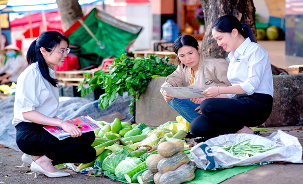 Đắk Nông: Đa dạng truyền thông BHXH tự nguyện, BHYT - Ảnh 2.