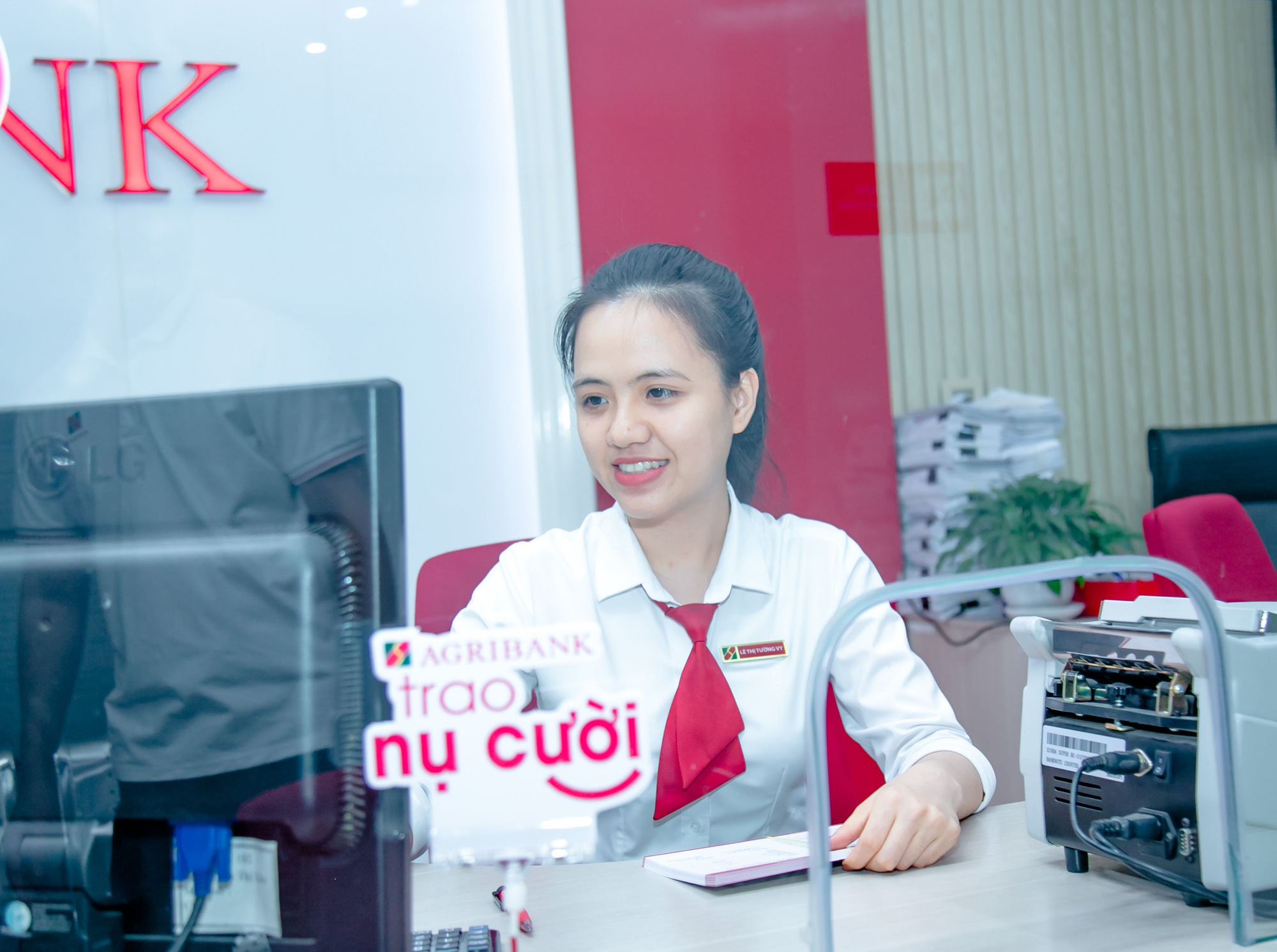 Agribank Phú Yên triển khai đồng bộ nhiều giải pháp hỗ trợ khách hàng, góp phần đẩy lùi tín dụng đen - Ảnh 4.