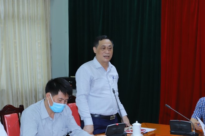 Bí thư Tỉnh ủy Thanh Hóa chỉ đạo các biện pháp chống dịch sau khi phát hiện chùm ca bệnh tại thị xã Bỉm Sơn - Ảnh 2.