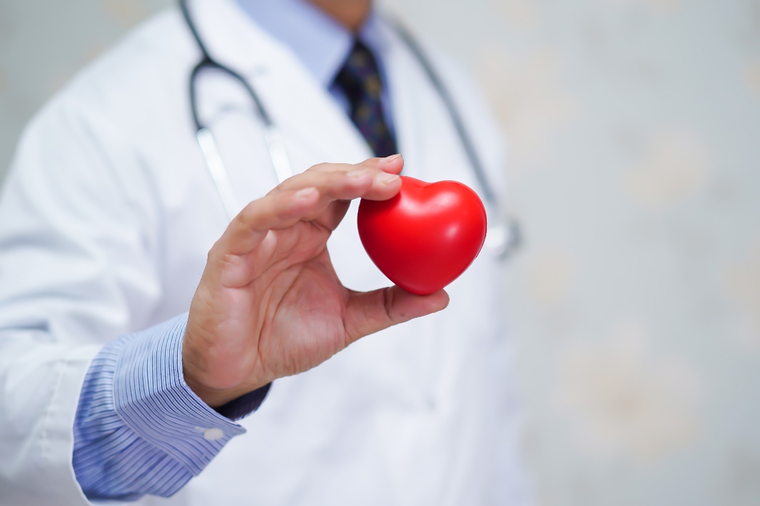 Bí quyết giúp giảm nguy cơ mùa Covid: Tăng cường sức khỏe cho tim mạch - Ảnh 2.