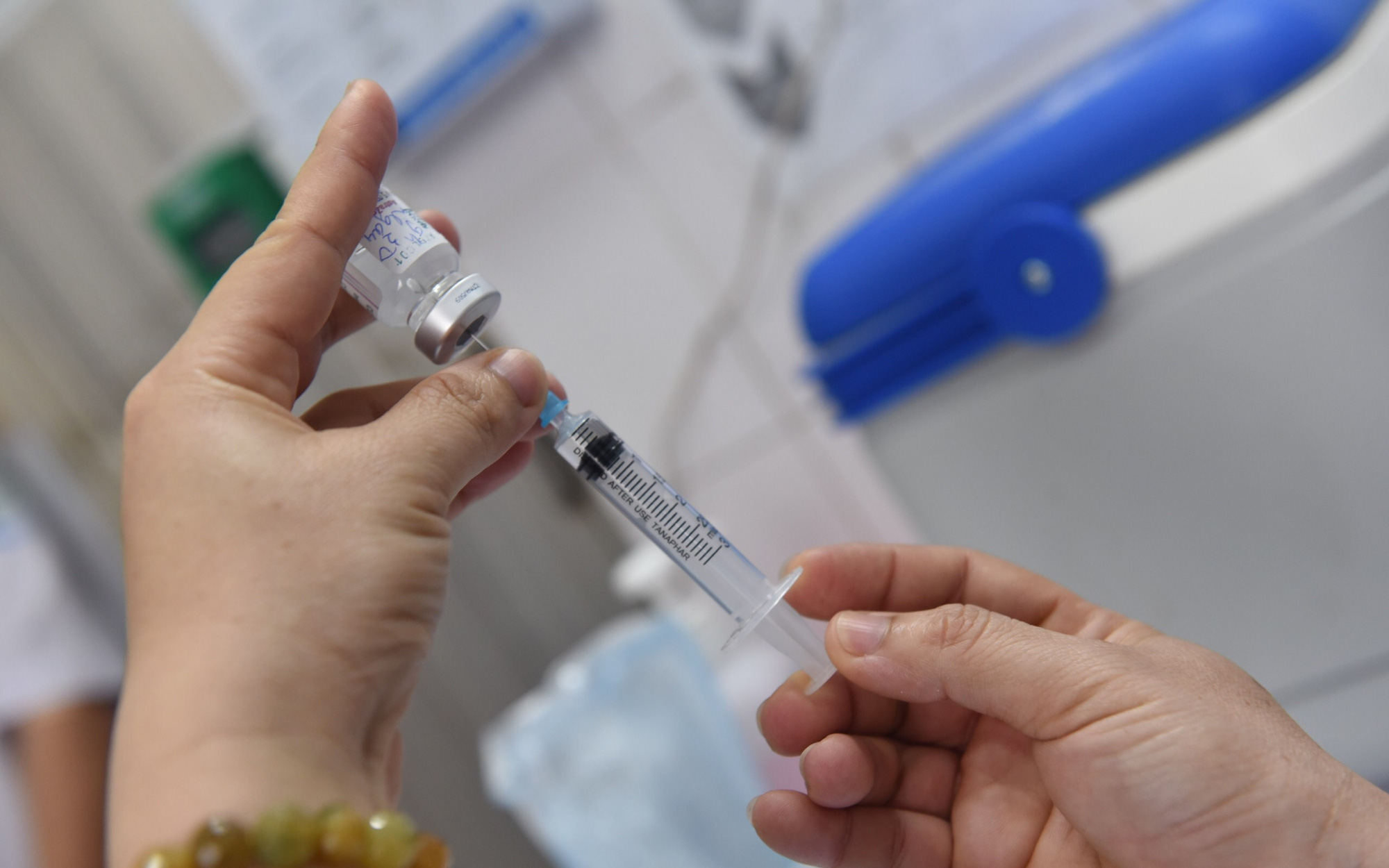 Dự kiến TP.HCM sẽ tiêm vaccine cho trẻ 12 - 17 tuổi từ 25/10