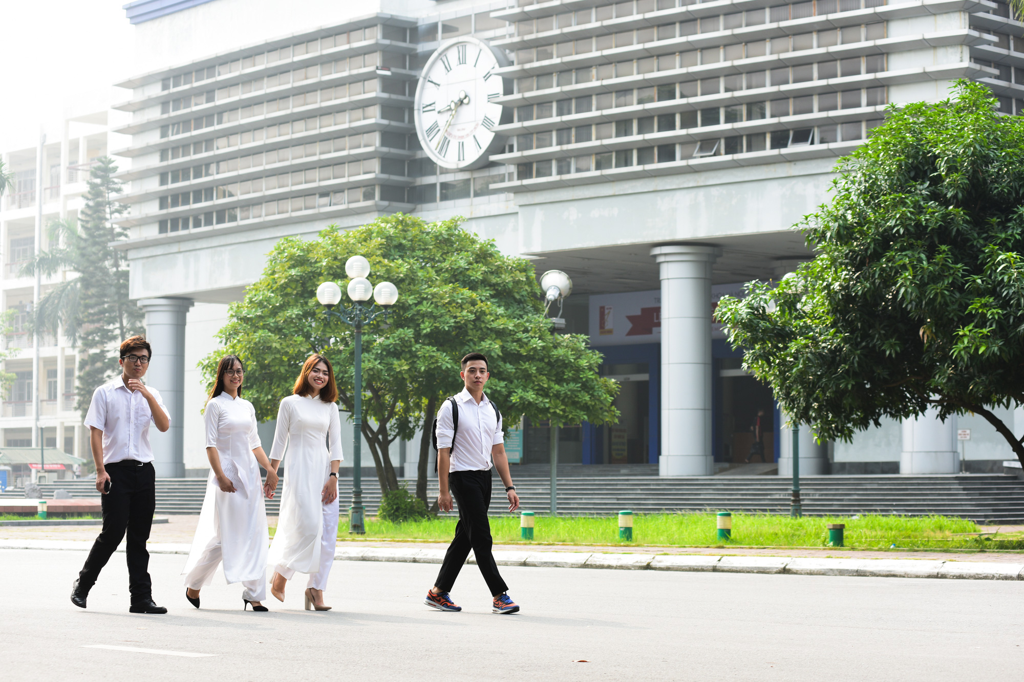 Sáng nay, Trường Đại học Bách khoa Hà Nội công bố thành lập 3 trường - Ảnh 1.