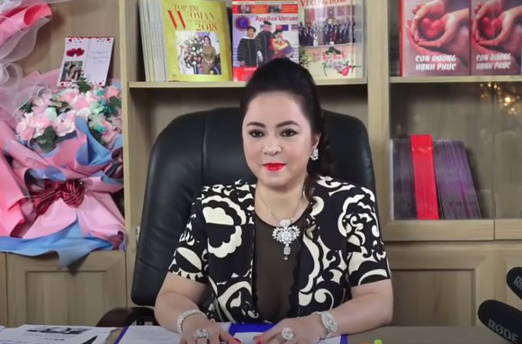 Bà Nguyễn Phương Hằng bị cấm tạm xuất cảnh để điều tra - Ảnh 1.