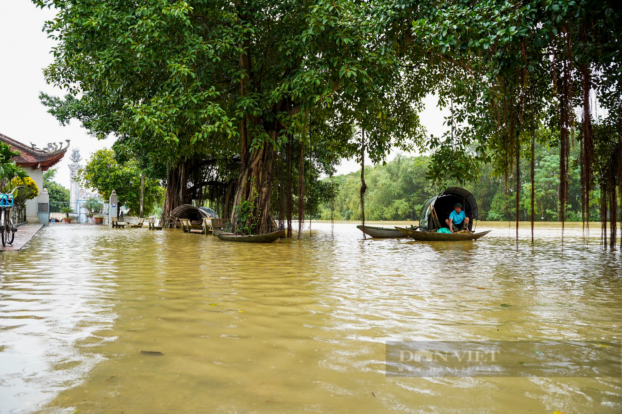 Hà Nội: Nước sông Bùi dâng cao, nhiều nhà dân ở Chương Mỹ bị ngập - Ảnh 7.