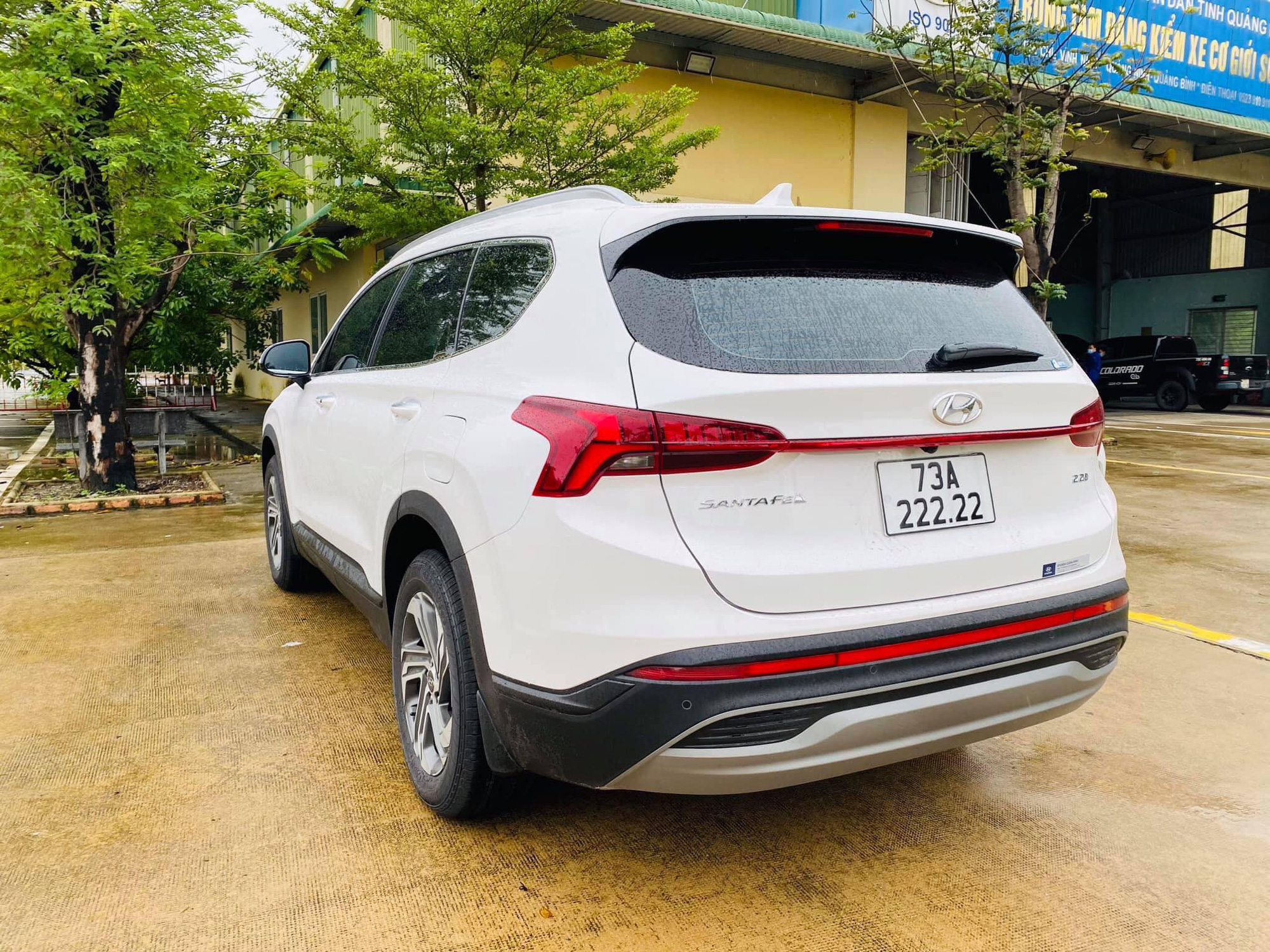 Biển ngũ 5 lại thuộc về Hyundai Santa Fe 2021 trị giá hàng tỷ đồng - Ảnh 3.