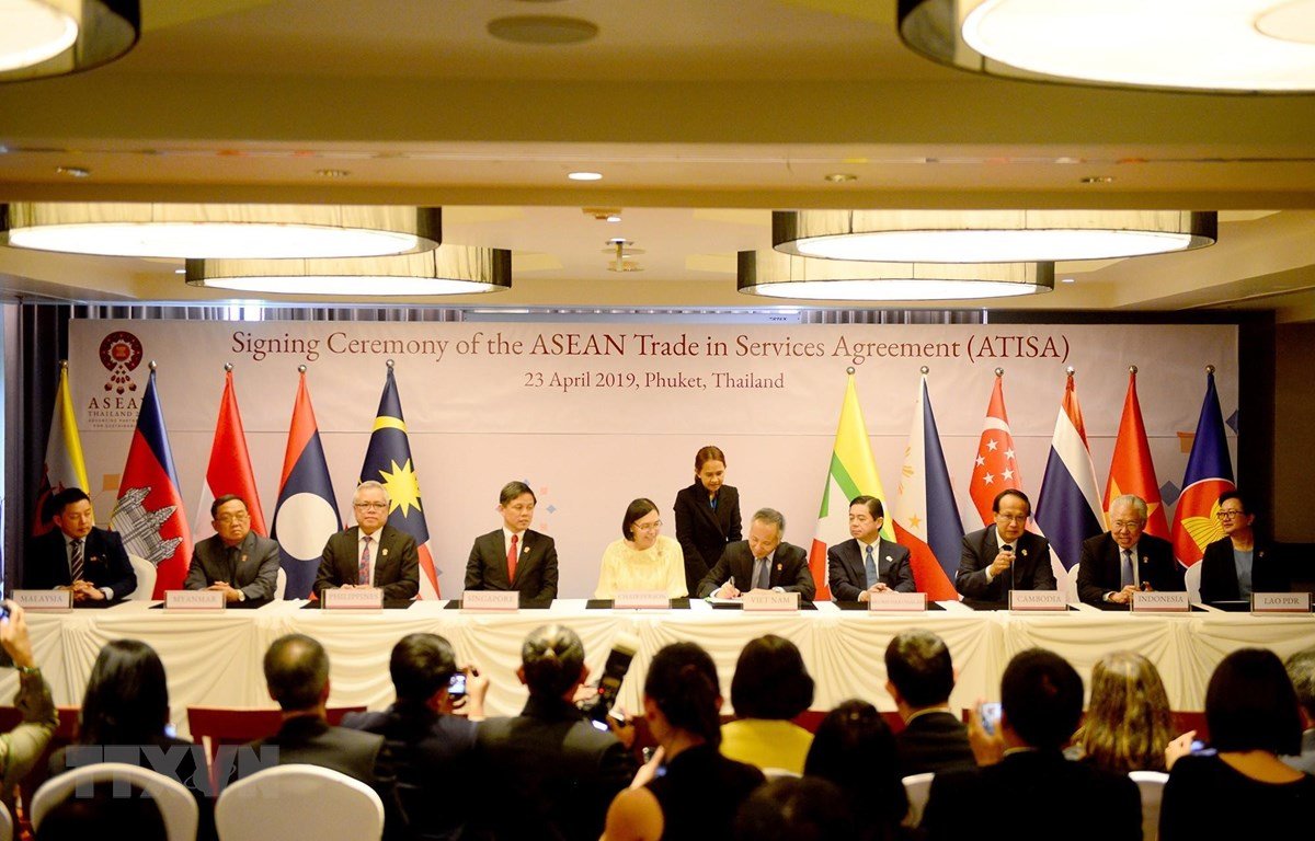 Chính phủ phê duyệt Hiệp định Thương mại Dịch vụ ASEAN - Ảnh 1.