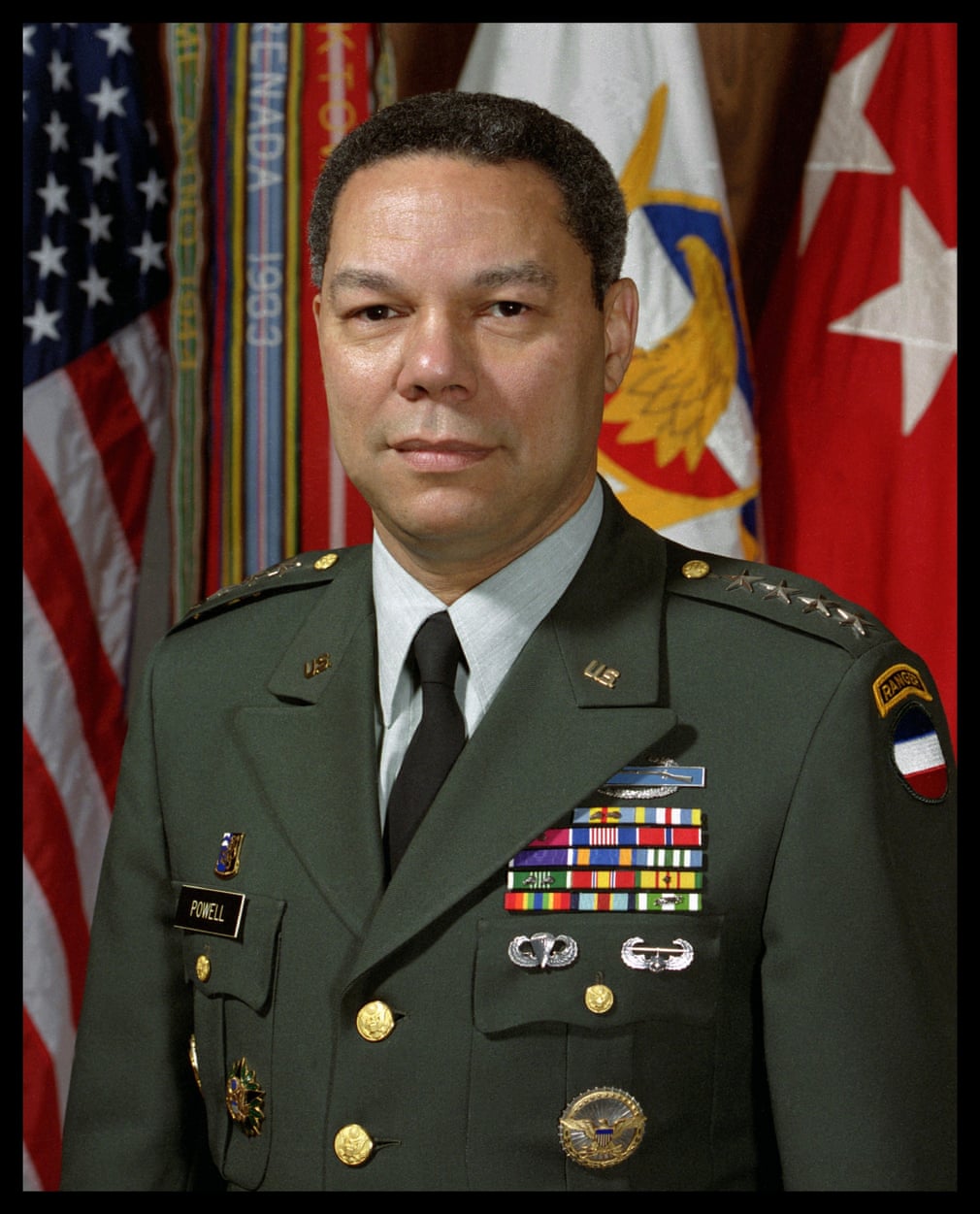 Ảnh: Cùng nhìn lại những khoảnh khắc quan trọng trong cuộc đời của Colin Powell - Ảnh 2.